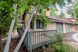 Building Photo - 43063 Goldmine Woods Ln