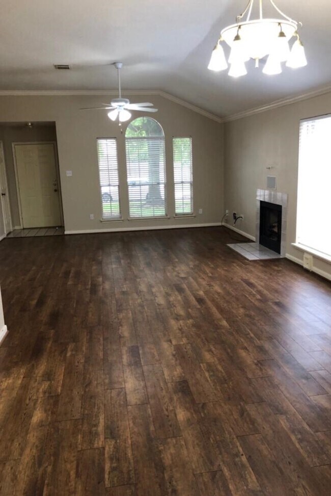 Building Photo - 6411 Hunterstone Ct