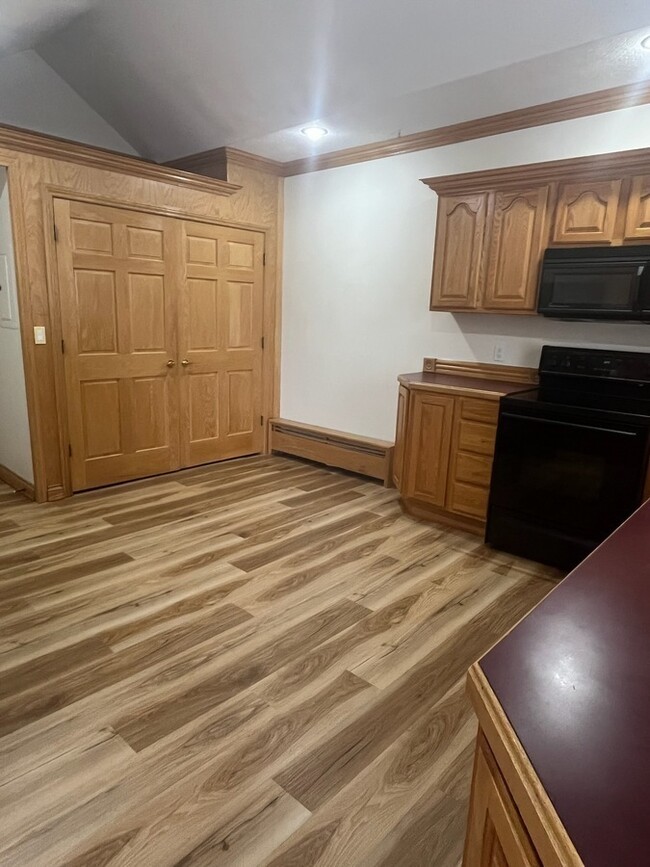 Foto del edificio - 53 E Main Ave