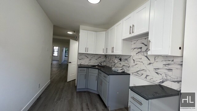 Foto del edificio - FRESHLY RENOVATED   BEAUTIFUL &  LARGE 3 B...