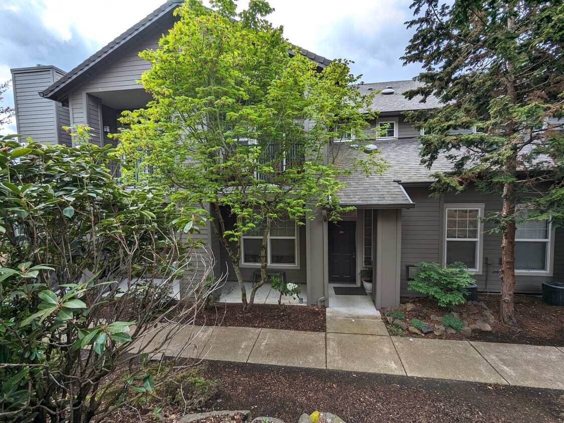 Foto principal - 2270 Snowberry Ridge Ct