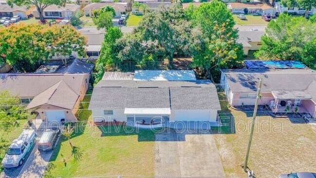 Building Photo - 6104 Cecelia Dr