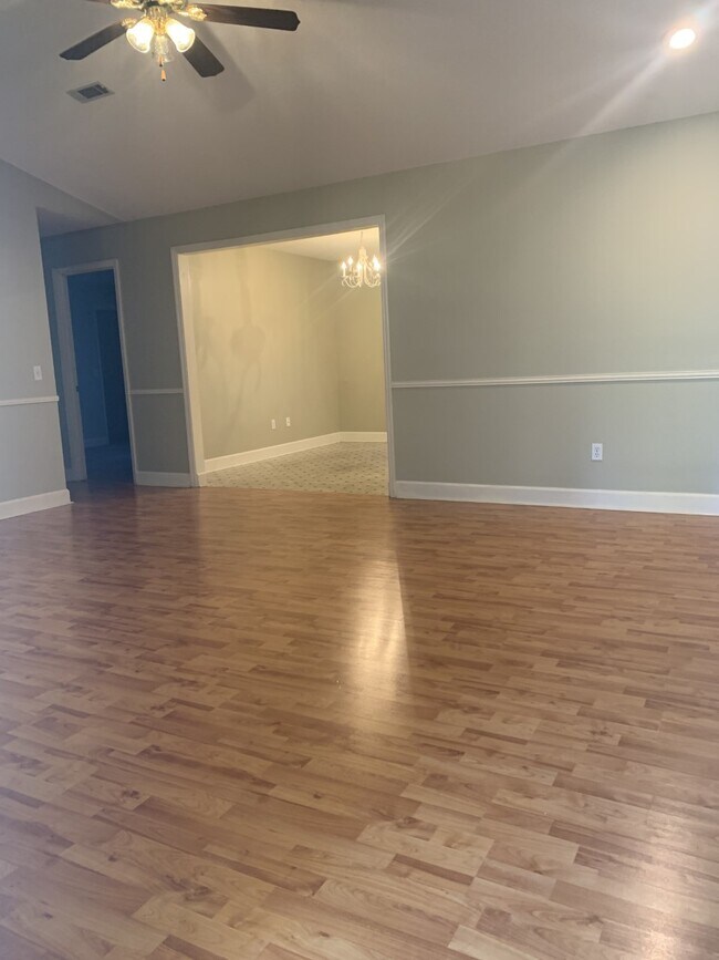 Foto del edificio - 1601 Red Fox Trail