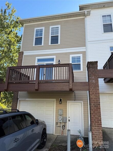 Building Photo - 9122 Vilandry Way