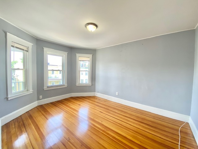 Primary Photo - 40 Saint Margaret St