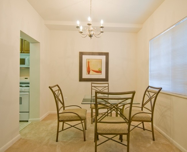 The Glens on Battery Lane Apartments Bethesda, MD