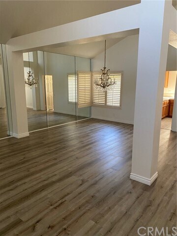 Foto del edificio - 21782 Midcrest Dr