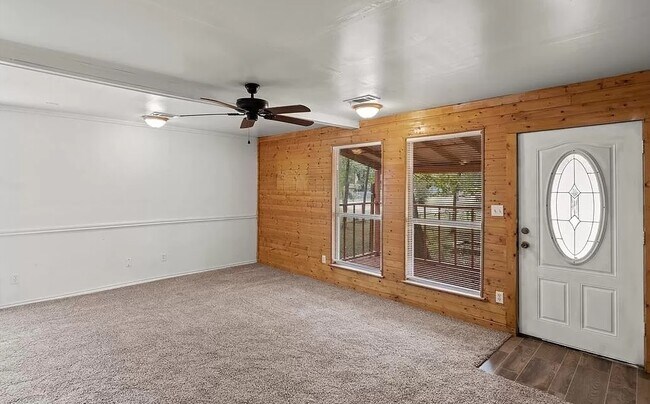 Foto del edificio - 358 W Quanah Rd