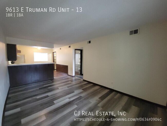 Foto del edificio - 9613 E Truman Rd