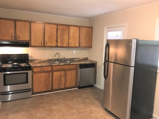 Foto del edificio - 4 Bedroom Home In Fountain Inn!