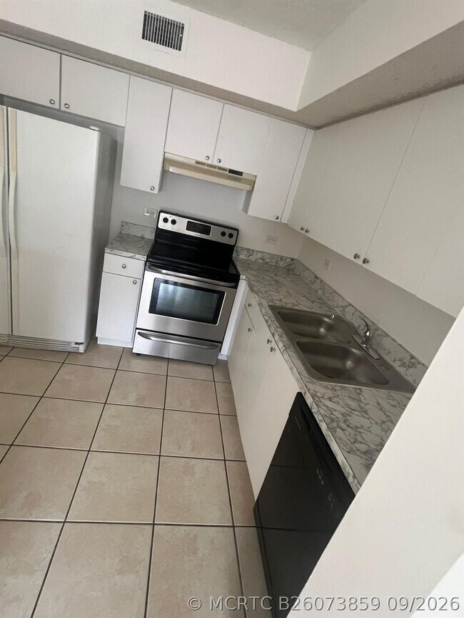 Foto del edificio - 3660 N 56th Ave