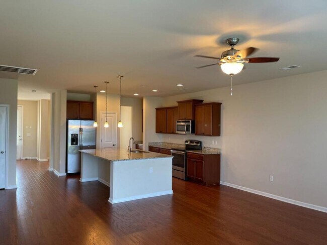 Building Photo - 5373 Grosseto Way