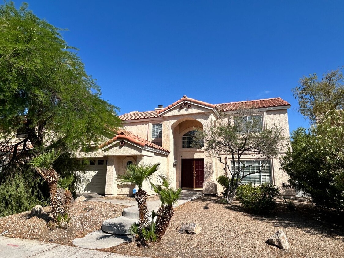 Primary Photo - BEAUTIFUL 2 STORY 5 BEDROOM HOME IN HENDERSON