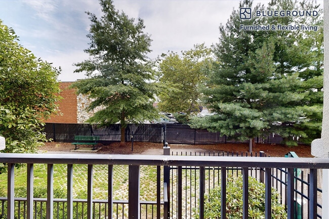 Building Photo - 80 North Centre Ave-SI FL1-ID852A