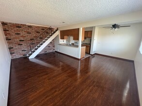 Building Photo - 12103 Orange Crest Ct