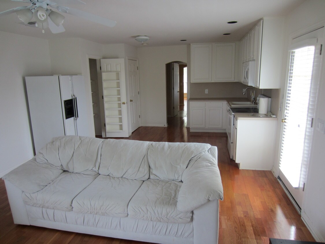 Primary Photo - 7609 Brodick Way