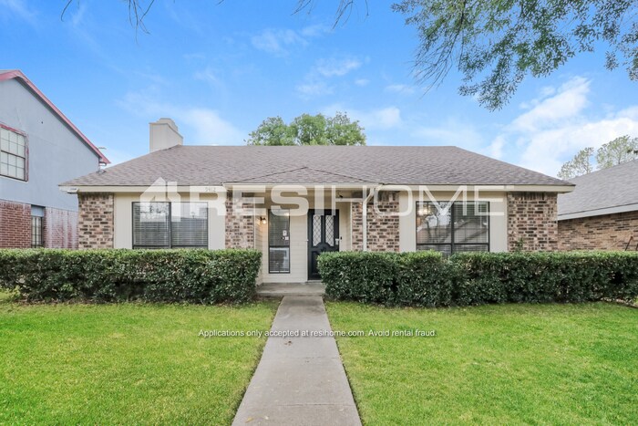 Primary Photo - 9412 Pinehaven Drive