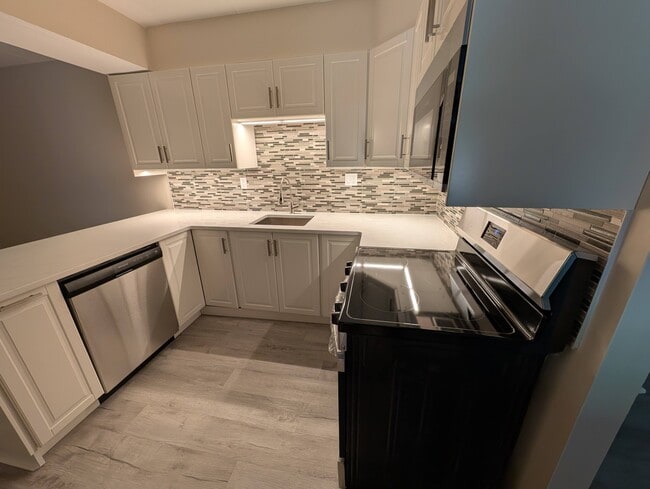 Brand new kitchen - 15 Sunbury Ct