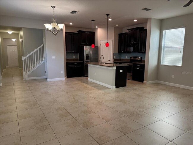 Building Photo - 15025 Evergreen Oak Loop