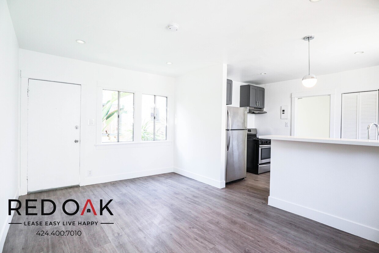 Foto principal - 4732 St Charles Pl