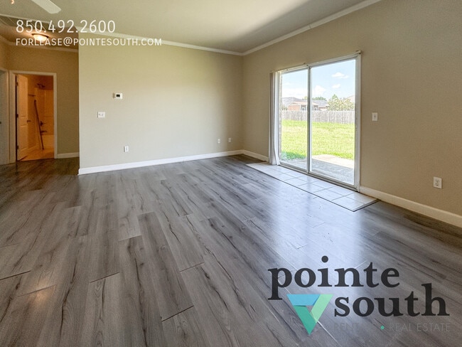 Foto del edificio - 27413 Boaz Rd W
