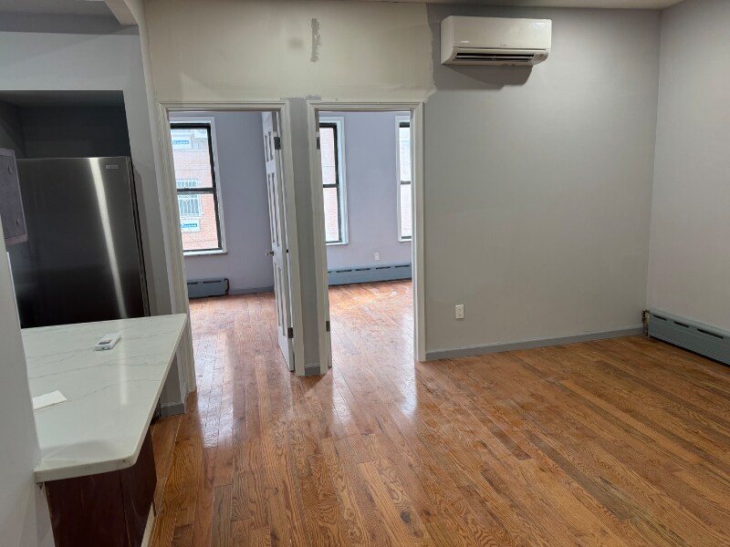 Building Photo - 63 Bay 37th St