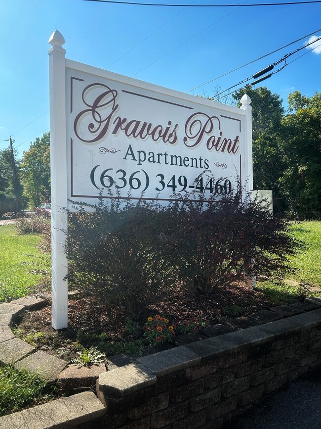 Building Photo - Gravois Point Apartments