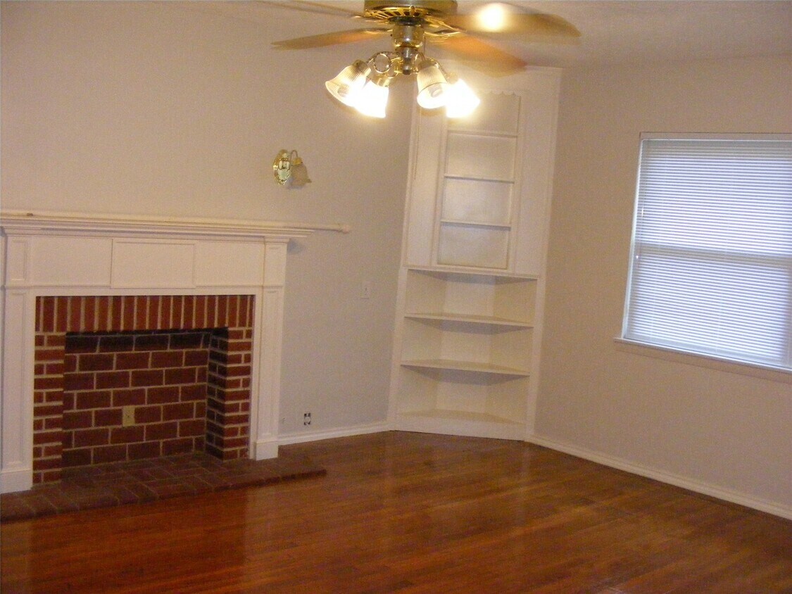 Foto del edificio - 5319 Cortelyou Ln