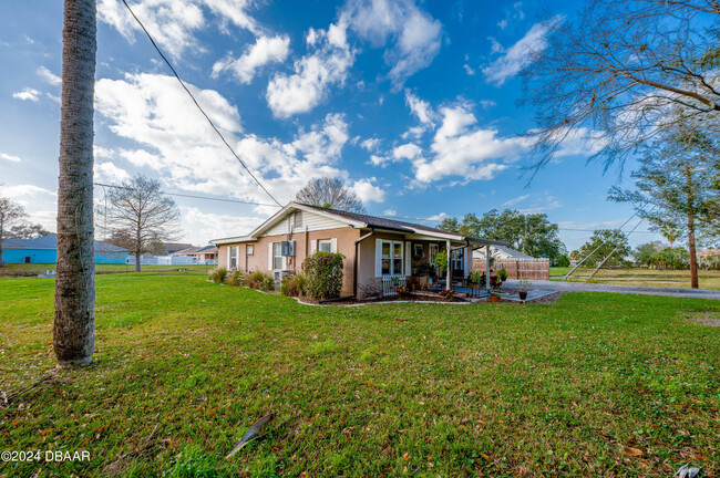 Building Photo - 4850 Spruce Creek Rd