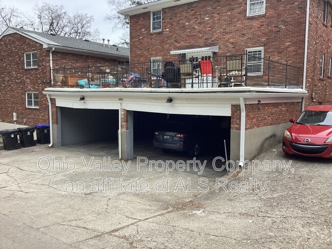 Building Photo - 2551 Glenmary Ave