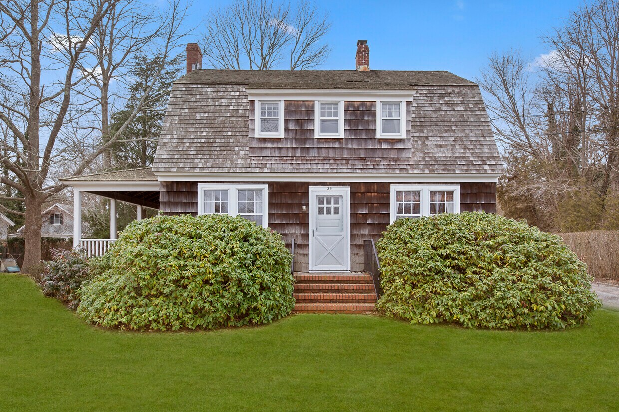 39 Corrigan St, Southampton, NY 11968 House Rental in Southampton, NY