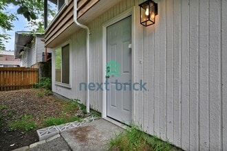 Building Photo - 3701 NE 75th St