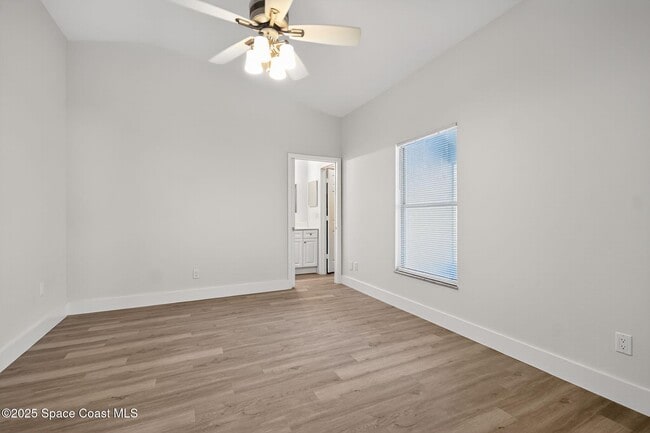 Foto del edificio - 1283 Goldenrod Cir NE