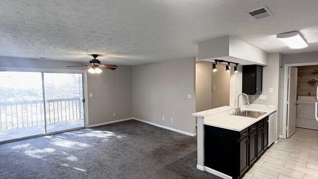 Foto del edificio - 8919 Eagleview Dr