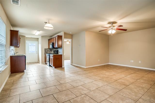 Foto del edificio - 811 E College St