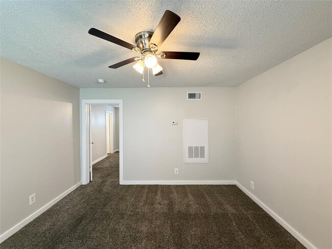 Foto del edificio - 5415 Scott St