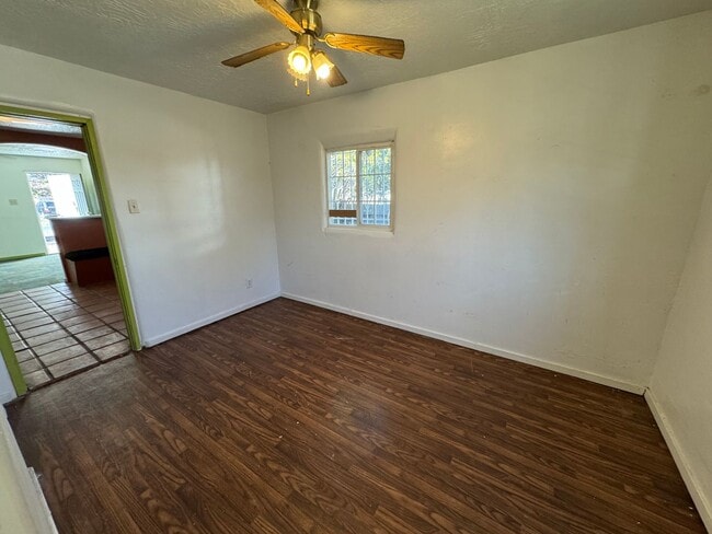 Foto del edificio - 334 Charleston St SE