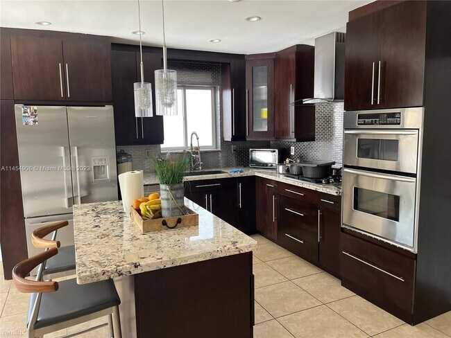 Foto del edificio - 3 br, 2 bath House - 5840 SW 93rd Pl