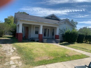 Primary Photo - 2835 Houston St