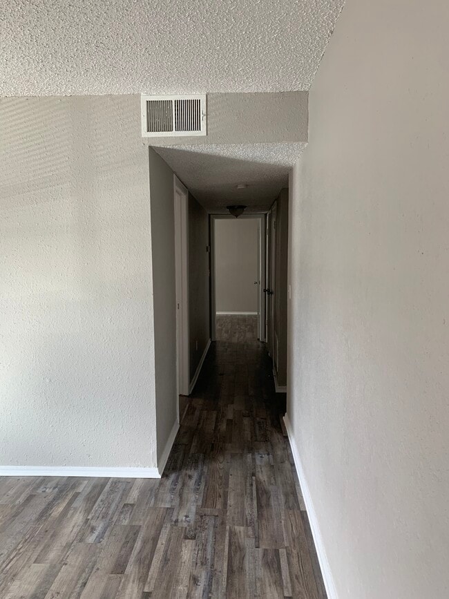 Putnam Green Apartments Apartments Oklahoma City, OK