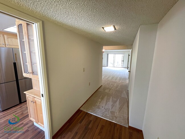 Foto del edificio - $2,795 - 2 Bed/2 Bath Retirement Resort Li...