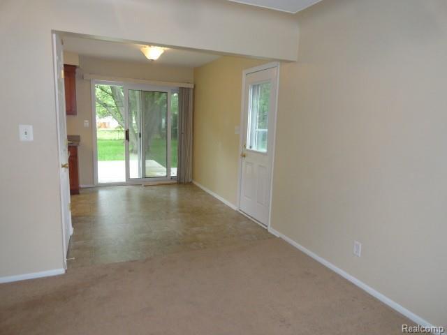Building Photo - 315 Cherryland St