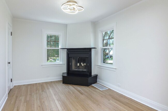 Foto del edificio - 15W355 Harvard St