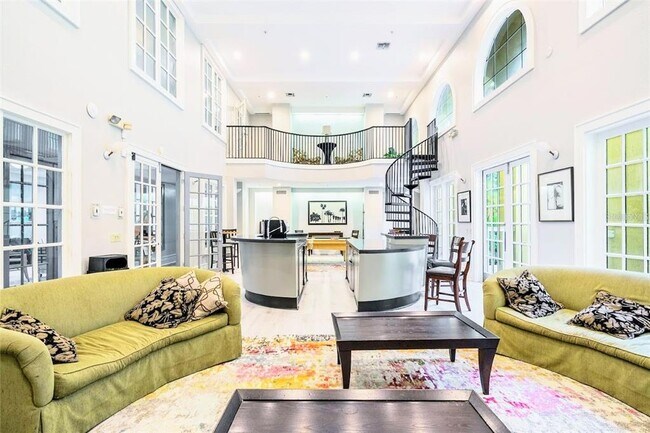 Foto del edificio - 860 N Orange Ave