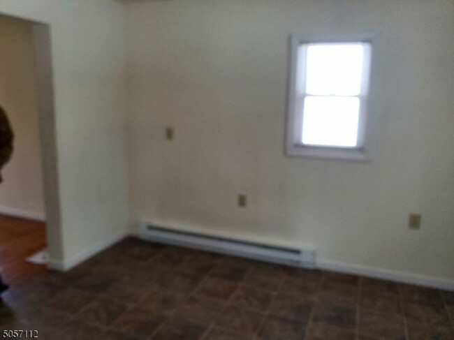 Building Photo - 29 George Hill Rd