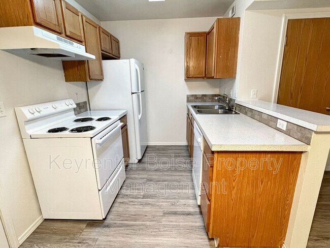 Foto del edificio - 252 Elbridge St E