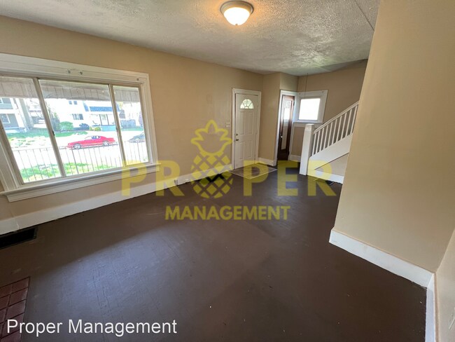 Foto del edificio - 3 br, 1.5 bath House - 39 E Norman Ave