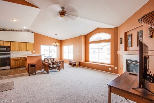 Foto del edificio - 4931 Black Bear Rd
