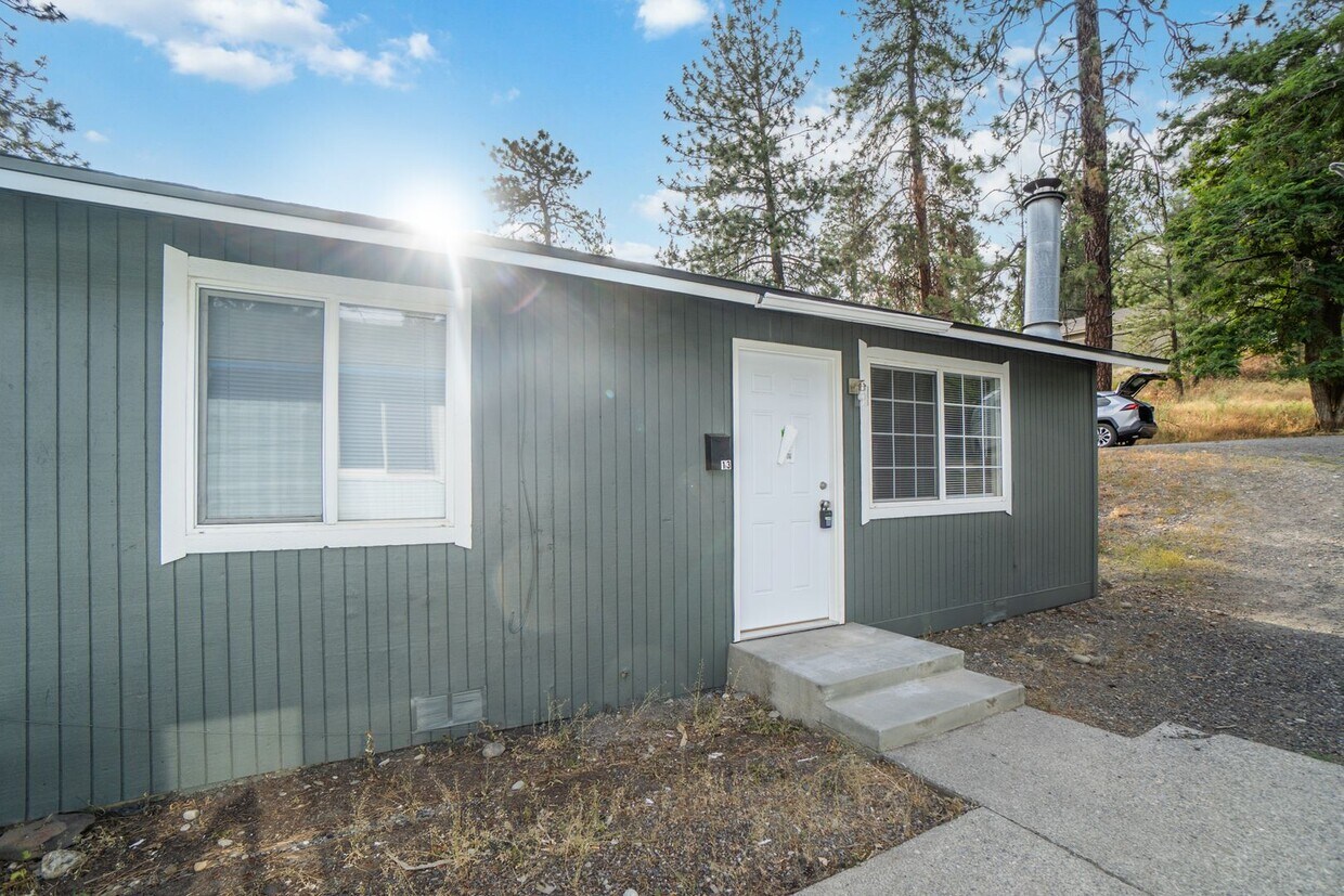 Foto principal - 1713-1713 W Fairview Ave