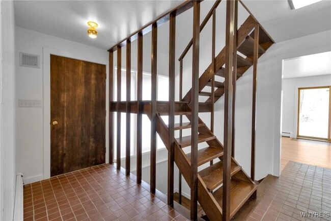 Foto del edificio - 2955 E Church St